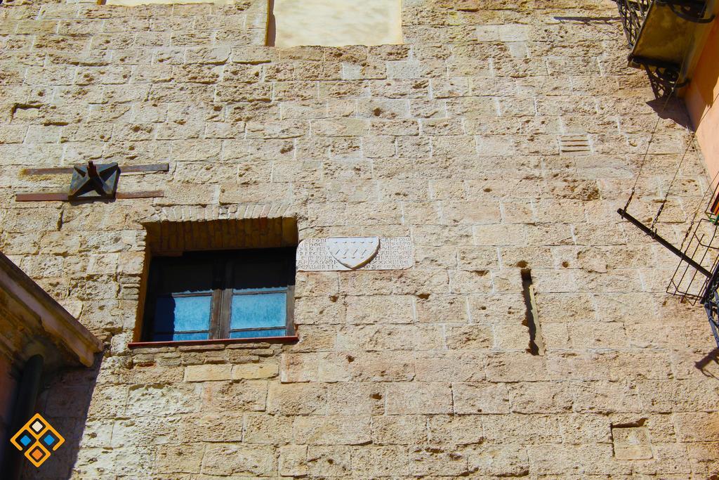 Torre Dello Sperone Apartment Cagliari Bagian luar foto