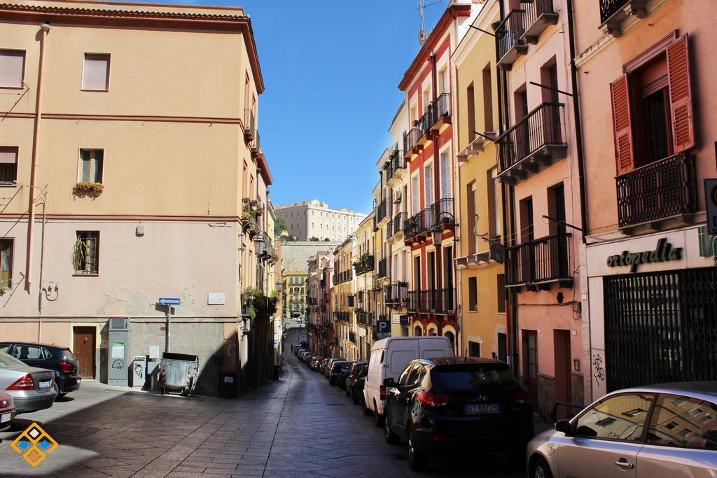Torre Dello Sperone Apartment Cagliari Bagian luar foto